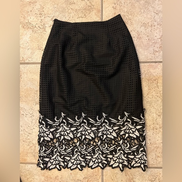 Sugar + Lips Pencil Skirt XS - Picture 3 of 4